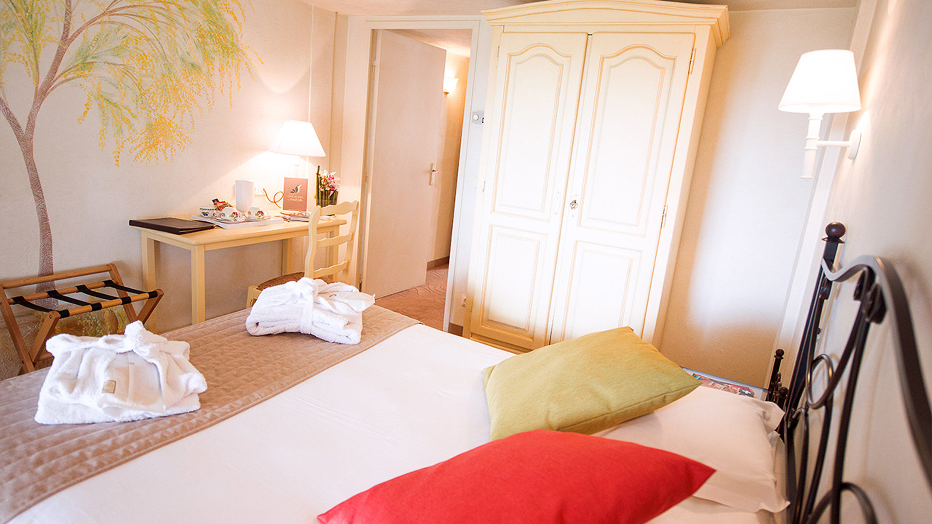 Castel 'Provence Hotel Mouans-Sartoux Kamer foto
